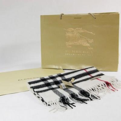 BURBERRY Scarf-86